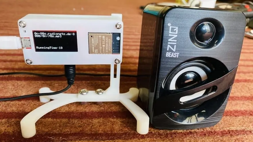 Source reference for Internet radio with physical controls; not a CAIBI build